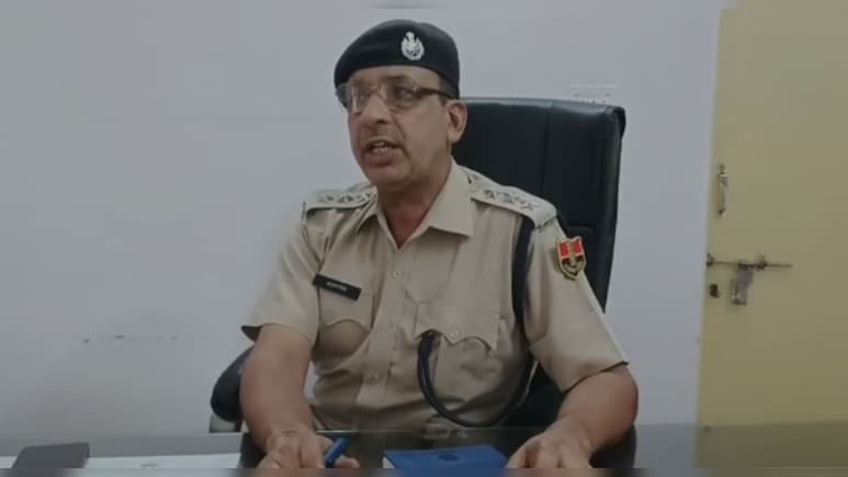 फाइनेंस और स्टॉक मार्केट में भारी मुनाफा रेलवे कर्मचारी को दिया झांसा, 26.35 लाख की ऑनलाइन ठगी फाइनेंस और स्टॉक मार्केट में भारी मुनाफा रेलवे कर्मचारी को दिया झांसा, 26.35 लाख की ऑनलाइन ठगी