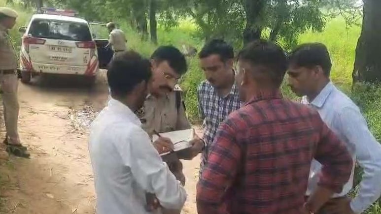 भिवानी की टीचर मनीषा डेथ मिस्ट्री में बड़ा ट्विस्ट... पिता बोले, सीबीआई ने बताया मर्डर, सुसाइड नहीं भिवानी की टीचर मनीषा डेथ मिस्ट्री में बड़ा ट्विस्ट... पिता बोले, सीबीआई ने बताया मर्डर, सुसाइड नहीं
