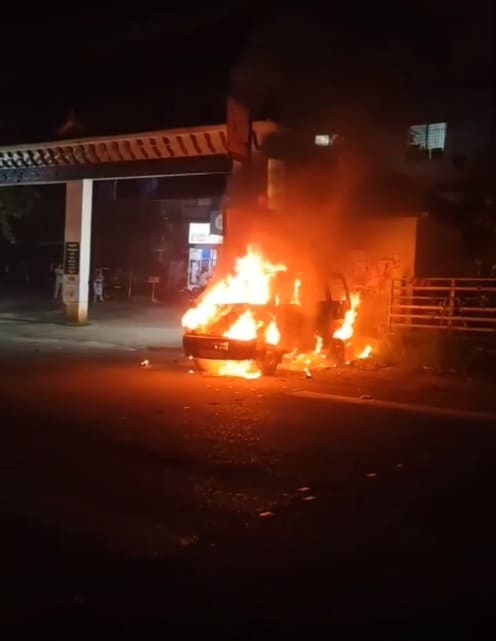 Political Violence Erupts in Kerala: CPI(M) and SDPI Clash Results in Ambulance Arson