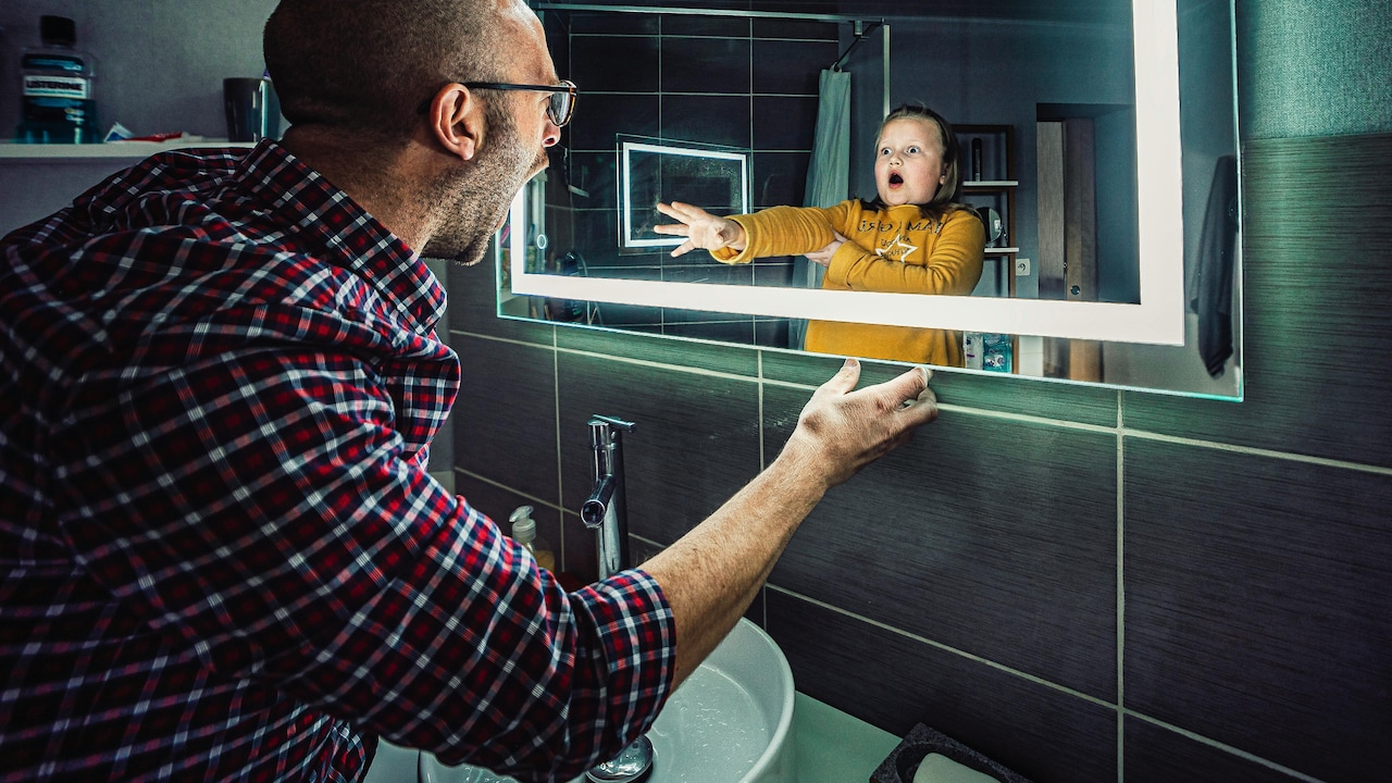Decide if you want a DIY or buy a ready-made mirror