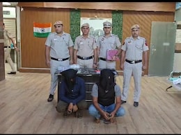 साइबर ठगी के बड़े गैंग का भंडाफोड़, B.Tech पास ठग इस ऐप से उड़ाता था बैंक अकाउंट से रकम साइबर ठगी के बड़े गैंग का भंडाफोड़, B.Tech पास ठग इस ऐप से उड़ाता था बैंक अकाउंट से रकम