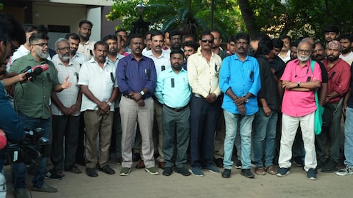 Chennai Journalists Protest 'Blackout' Of Leading Tamil Channel From State Cable