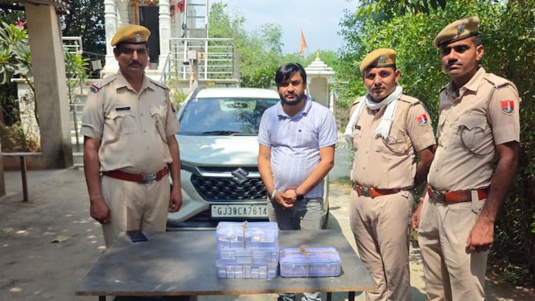 राजस्थान पुलिस की बड़ी कार्रवाई, 45 किलो चांदी और 10 लाख रुपये जब्त; एक गिरफ्तार 