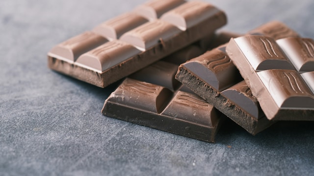 Nutritionist Recommends Two Pieces Of Dark Chocolate Daily For Parents