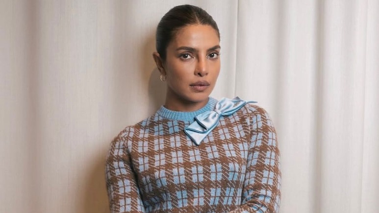 लाल किले की घटना पर प्रियंका चोपड़ा ने जताया दुख, बोलीं- सुरक्षित और सतर्क रहें