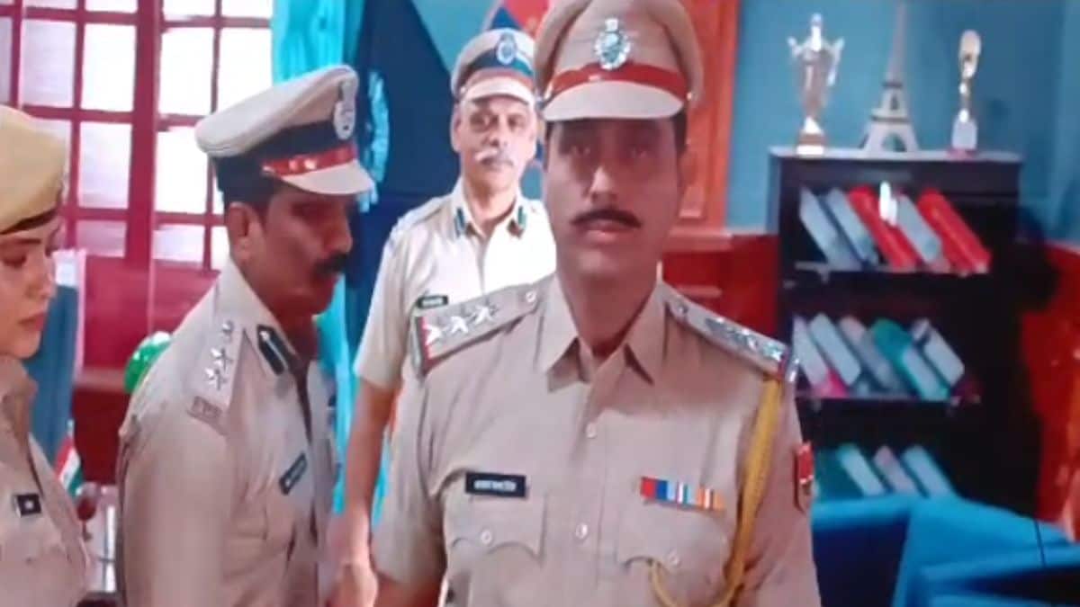 सागवान मूवी का सीन सागवान मूवी का सीन