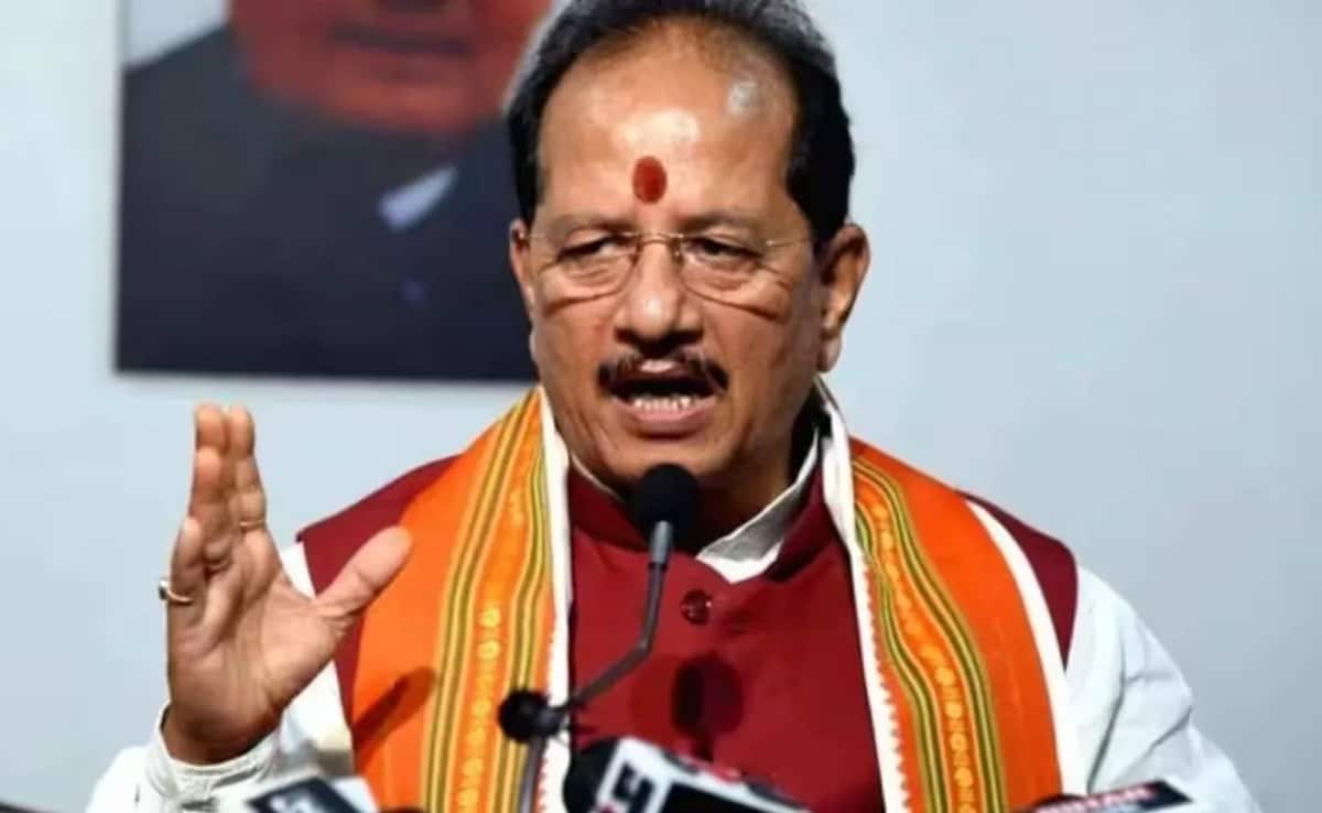 बिहार में राजस्व विभाग के 5 अफसरों के इस्तीफे मंजूर, हड़ताल के बीच सरकार ने क्यों लिया ये फैसला?