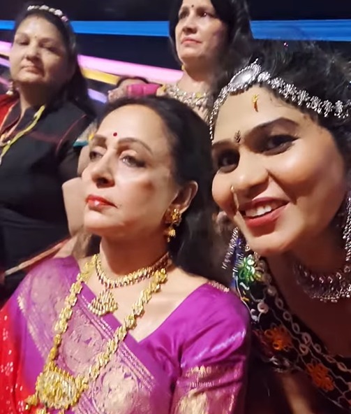 हेमा मालिनी के रवैये पर उठे सवाल, फैंस के साथ किया ऐसा बर्ताव मच गया हंगामा, लोग बोले- इनको रेखा से...
