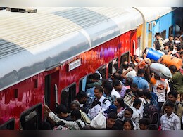 Special Train: छठ पूजा पर 1998 विशेष ट्रेनें चलाएगा मध्य रेलवे, 30 लाख से ज्यादा यात्रियों को होगी सुविधा  Special Train: छठ पूजा पर 1998 विशेष ट्रेनें चलाएगा मध्य रेलवे, 30 लाख से ज्यादा यात्रियों को होगी सुविधा