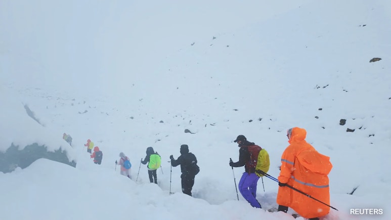 "Truly Felt Fear": Hikers' Horror Tales Of Mount Everest Show Blizzard "Truly Felt Fear": Hikers' Horror Tales Of Mount Everest Show Blizzard