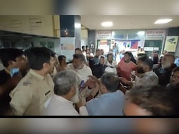 शहडोल में फिर जमकर चली लाठियां, 10 लोग गंभीर रूप से घायल, कलेक्टर-एसपी ने पहुंच संभाला मोर्चा शहडोल में फिर जमकर चली लाठियां, 10 लोग गंभीर रूप से घायल, कलेक्टर-एसपी ने पहुंच संभाला मोर्चा