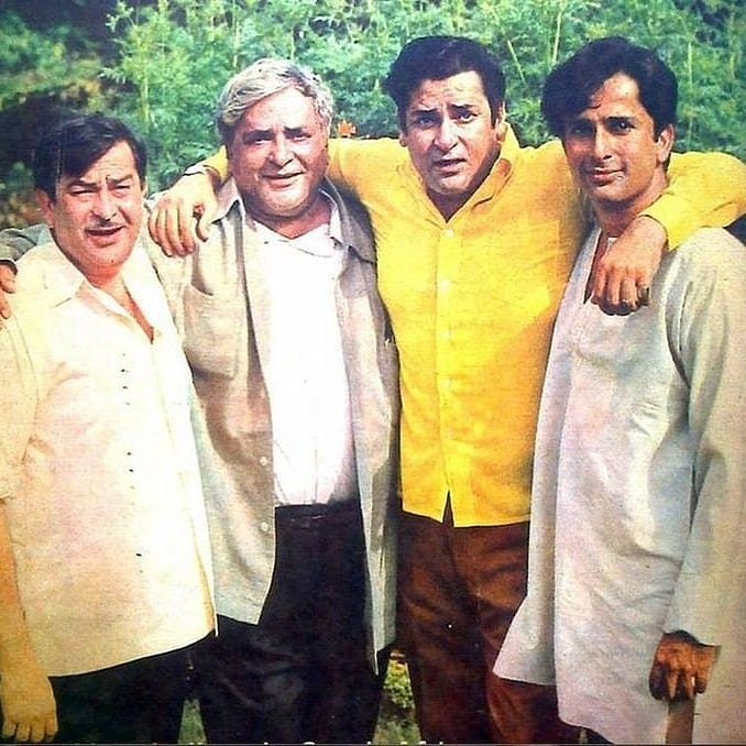 राज कपूर, शम्मी कपूर और शशि कपूर की इकलौती बहन की 5 फोटो, 5वीं देख कहेंगे- खूबसूरती में बेबो-लोलो जितनी सुंदर