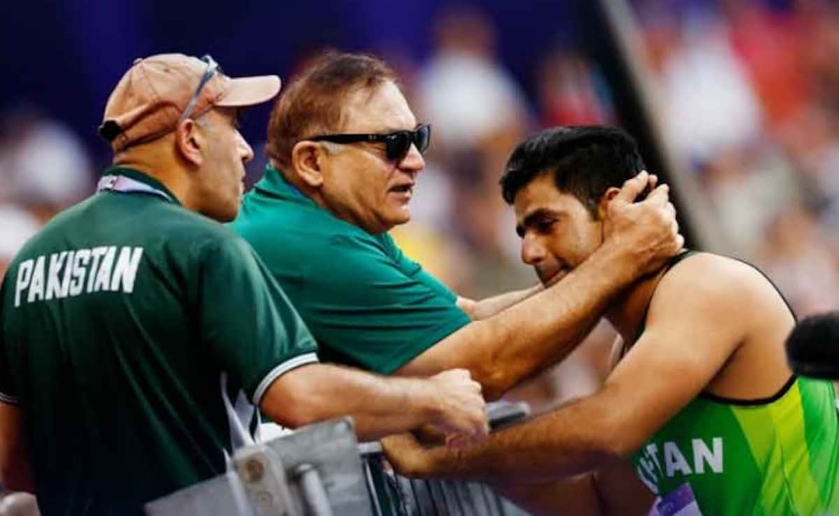 Arshad Nadeems Coach Banned For Life By Pakistans Athletics Federation