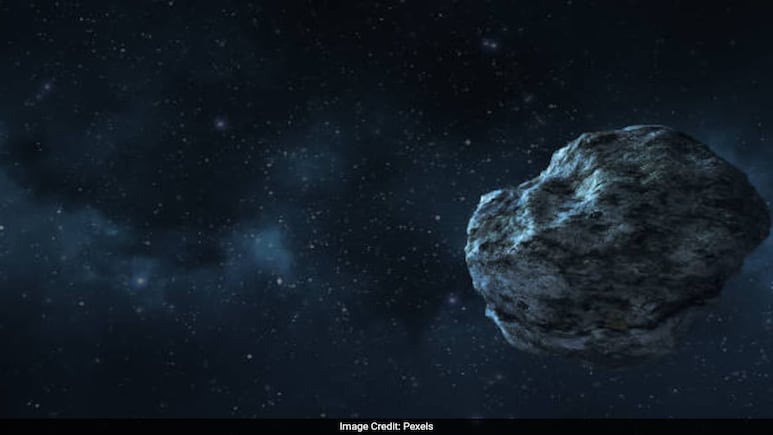 Scientists Find Rare Meteorites In China's Chang'e-6 Moon Samples Scientists Find Rare Meteorites In China's Chang'e-6 Moon Samples
