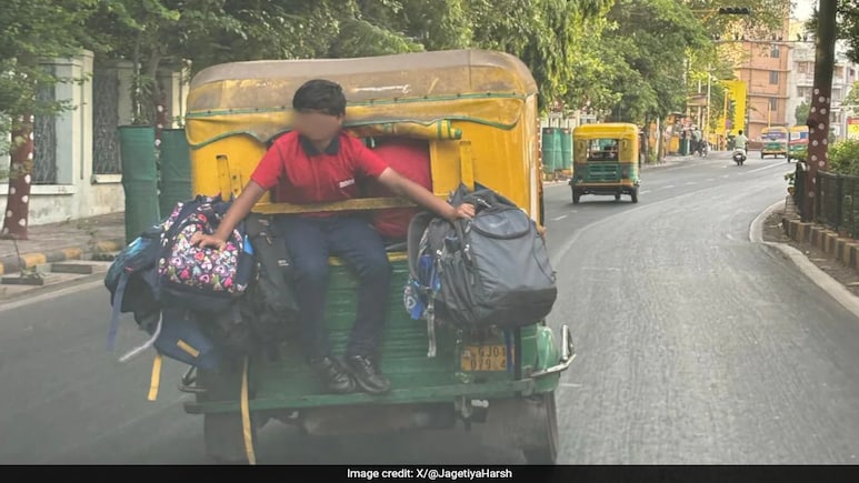 Video Shows School Children Commuting Dangerously In Auto Rickshaw In Ahmedabad, Police Respond Video Shows School Children Commuting Dangerously In Auto Rickshaw In Ahmedabad, Police Respond