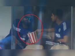 'अरे भाई उसे मत दें...' ड्रेसिंग रूम में रोहित शर्मा को पॉपकॉर्न खाता देख अभिषेक नायर का मजेदार रिएक्शन वायरल 'अरे भाई उसे मत दें...' ड्रेसिंग रूम में रोहित शर्मा को पॉपकॉर्न खाता देख अभिषेक नायर का मजेदार रिएक्शन वायरल