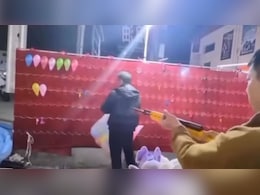 जब फौजी मेला घूमने निकले तो क्या होता है? वायरल वीडियो को देख आपकी भी छूट जाएगी हंसी जब फौजी मेला घूमने निकले तो क्या होता है? वायरल वीडियो को देख आपकी भी छूट जाएगी हंसी