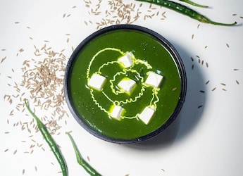 8 High-Protein Palak Dishes To Welcome Winter With