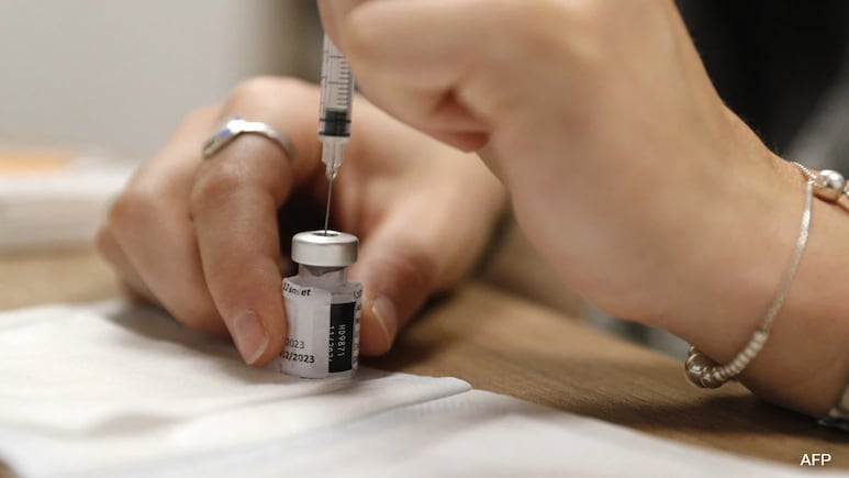 COVID-19 Vaccines May Help Some Cancer Patients Fight Tumours COVID-19 Vaccines May Help Some Cancer Patients Fight Tumours