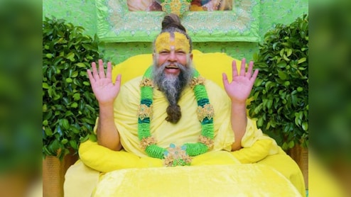 संत प्रेमानंद महाराज की अब कैसी सेहत, क्यों टाली गई उनकी सुबह वाली पदयात्रा? पढ़ें हर अपडेट