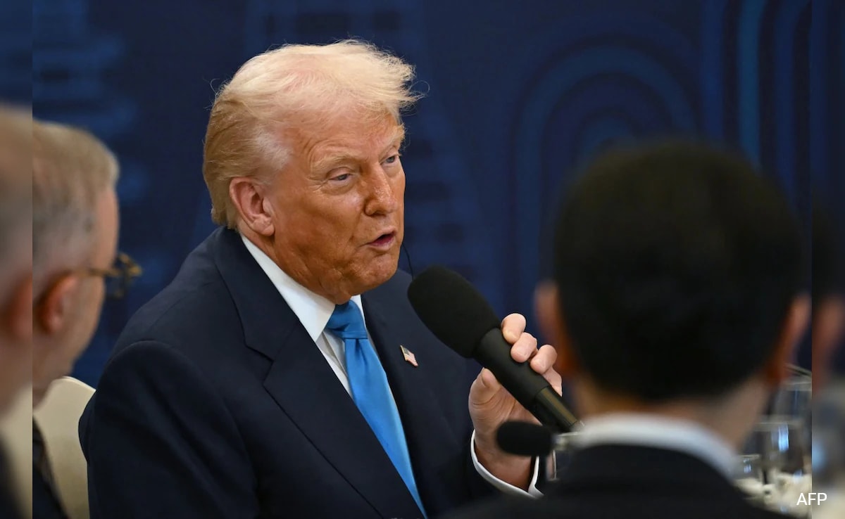 Trump Urges Senate To Scrap 60-Vote Rule As Shutdown Drags On