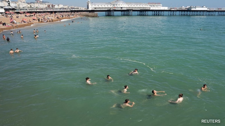 Britain Is Ill-Prepared For Extreme Weather, Warn Climate Advisers Britain Is Ill-Prepared For Extreme Weather, Warn Climate Advisers