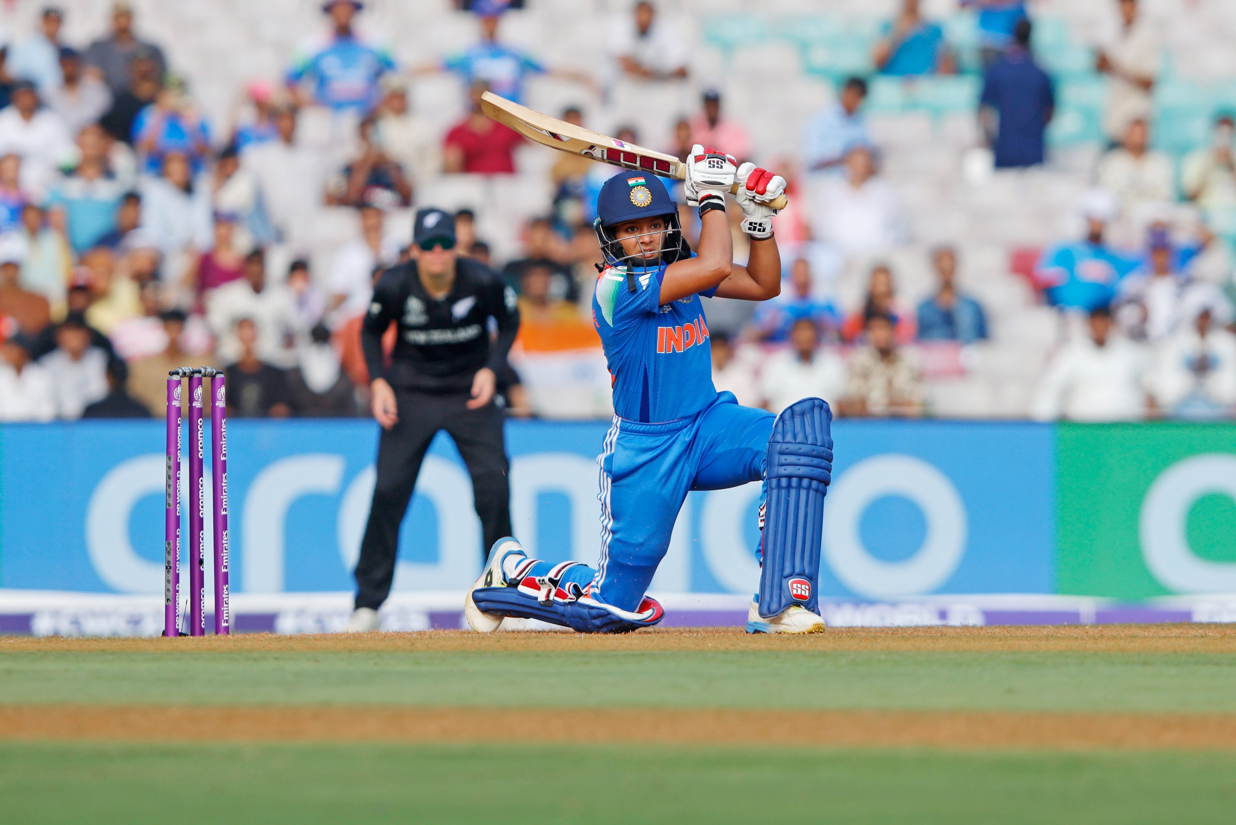 IND-W vs NZ-W: प्रतिका रावल ने बनाया वर्ल्ड रिकॉर्ड, वनडे में सबसे तेज पूरे किए हजार रन