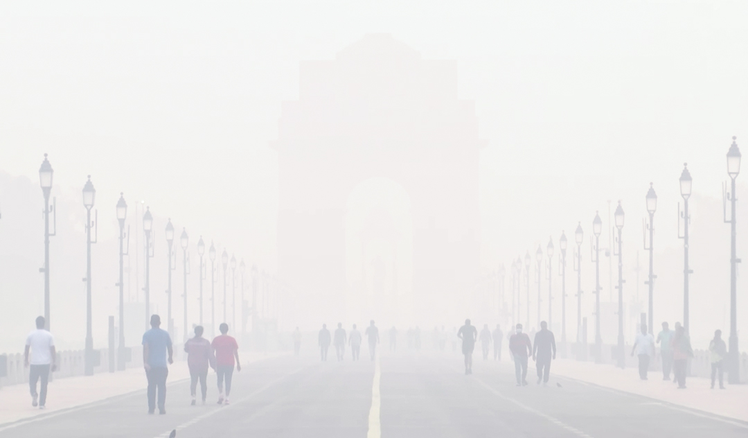 दिवाली से पहले बिगड़ी दिल्ली की हवा... AQI लगातार दूसरे दिन ‘खराब,'  आनंद विहार का हाल सबसे बुरा 