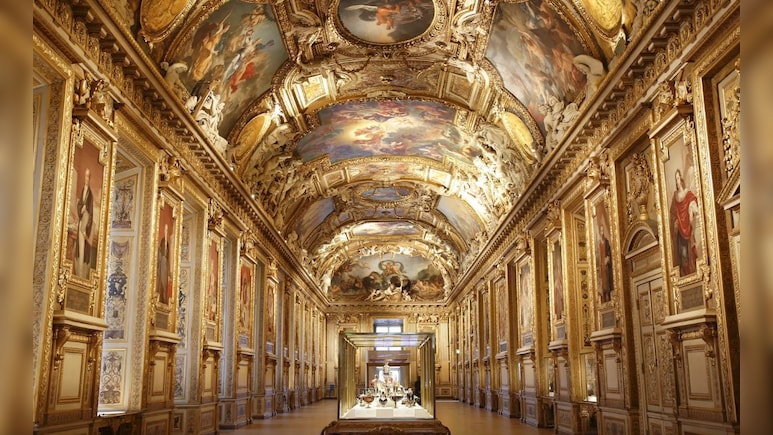 $60 Million Diamond, Crowns: What Was In Gallery Targeted In Louvre Heist $60 Million Diamond, Crowns: What Was In Gallery Targeted In Louvre Heist