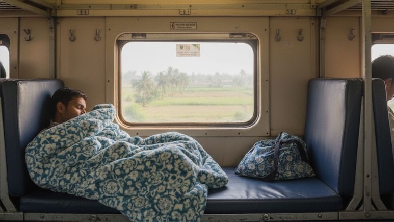 Special Printed Blanket Covers To Be Provided In Select Indian Trains' AC Coaches Special Printed Blanket Covers To Be Provided In Select Indian Trains' AC Coaches