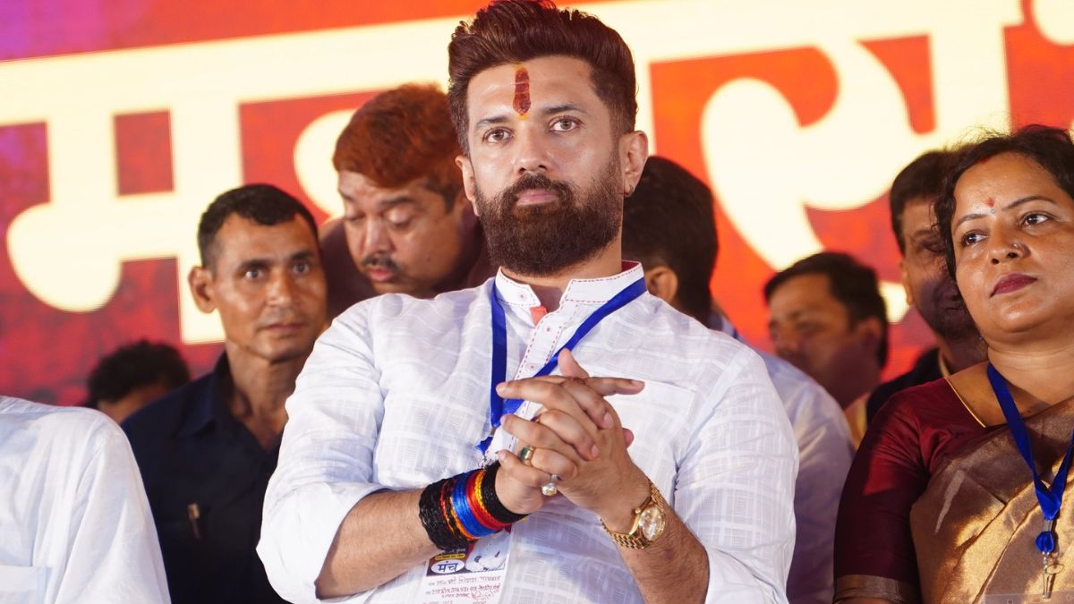 चिराग पासवान ने इस कॉलेज से की है पढ़ाई, जानें कहां लगी थी पहली नौकरी