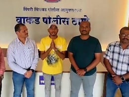 Pune News: दिवाळीच्या प्रमोशनसाठी 'ती' स्टाईल केली अन्... थेट पोलिसांनी बोलवले! रिल्स स्टारसोबत काय घडले? Pune News: दिवाळीच्या प्रमोशनसाठी 'ती' स्टाईल केली अन्... थेट पोलिसांनी बोलवले! रिल्स स्टारसोबत काय घडले?