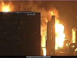 Video: Los Angeles Sky Turns Orange As Fire Breaks Out At Chevron's Oil Refinery Video: Los Angeles Sky Turns Orange As Fire Breaks Out At Chevron's Oil Refinery