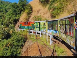 Matheran Mini Train : Good News! एक महिन्याच्या विलंबानंतर नेरळ-माथेरान मिनी ट्रेन सुरू होणार  Matheran Mini Train : Good News! एक महिन्याच्या विलंबानंतर नेरळ-माथेरान मिनी ट्रेन सुरू होणार