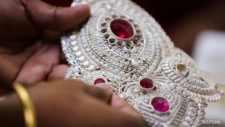 Explainer: Why India Faces Silver Shortage This Festive Season Explainer: Why India Faces Silver Shortage This Festive Season