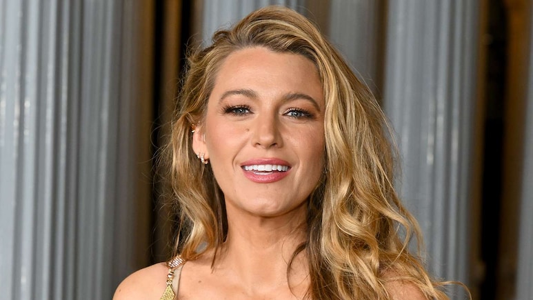 Blake Lively's 1.75 Million Dollar Deal For <i>It Ends With Us</i> Included Private Jet And Luxury Perks Blake Lively's 1.75 Million Dollar Deal For <i>It Ends With Us</i> Included Private Jet And Luxury Perks
