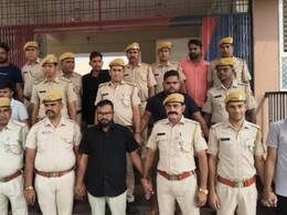 Rajasthan: चौथी पास ने हिला दिया सरकारी सिस्टम, गन्ने का रस बेचने वाला बना करोड़ों के फ्रॉड का मास्टरमाइंड Rajasthan: चौथी पास ने हिला दिया सरकारी सिस्टम, गन्ने का रस बेचने वाला बना करोड़ों के फ्रॉड का मास्टरमाइंड