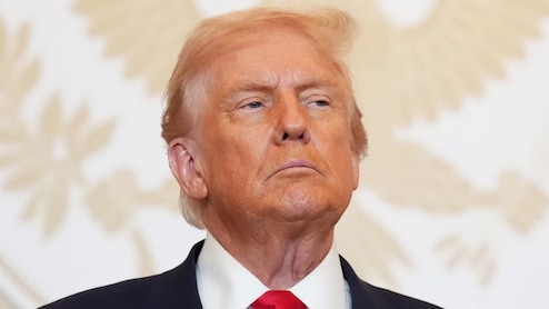 ट्रंप ने दिया एक और झटका, वर्क परमिट खुदबखुद रिन्युअल की सुविधा खत्म की, भारतीयों पर पड़ेगा असर ट्रंप ने दिया एक और झटका, वर्क परमिट खुदबखुद रिन्युअल की सुविधा खत्म की, भारतीयों पर पड़ेगा असर