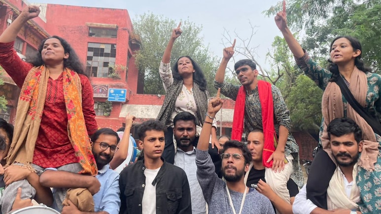 Jawaharlal Nehru University Prepares For Student Union Elections Amid Left And Right Wing Contest Jawaharlal Nehru University Prepares For Student Union Elections Amid Left And Right Wing Contest