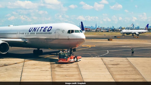 United Airlines Flight Turns Back Mid-Air After 'Bomb' Bluetooth Name Triggers Alert