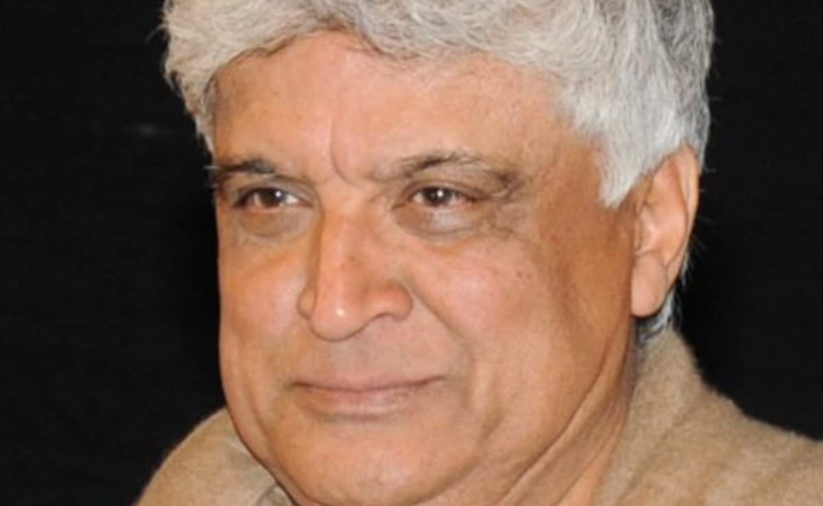 Javed Akhtar Recalls Being 'Homeless And Starving' After Arriving In Mumbai For The First Time