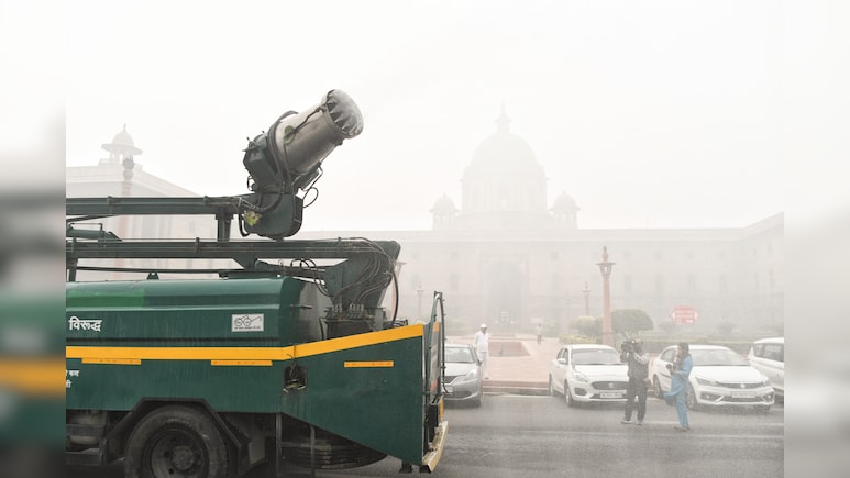 दिवाली पर आज गैस चैंबर न बन जाए दिल्ली, देखिए कहां कितना AQI, आनंद विहार में 400 के करीब दिवाली पर आज गैस चैंबर न बन जाए दिल्ली, देखिए कहां कितना AQI, आनंद विहार में 400 के करीब