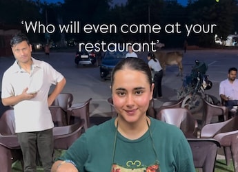 Watch: 25-Year-Old Woman Running Chicken Street Food Shop in Gurugram Goes Viral Watch: 25-Year-Old Woman Running Chicken Street Food Shop in Gurugram Goes Viral