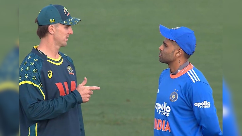 IND va AUS: टॉस हारने के बाद भी गम में क्यों नहीं हैं कैप्टन सूर्यकुमार यादव? सुने उन्हीं की मुजबानी IND va AUS: टॉस हारने के बाद भी गम में क्यों नहीं हैं कैप्टन सूर्यकुमार यादव? सुने उन्हीं की मुजबानी