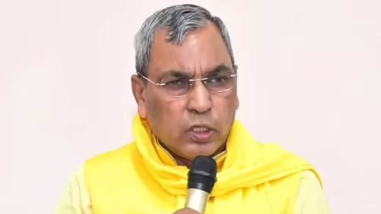 यूपी पंचायत चुनाव कराने को तैयार लेकिन गेंद ओबीसी आयोग के पाले में, हाईकोर्ट ऑर्डर पर बोले पंचायती राज मंत्री ओपी राजभर