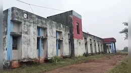 विदिशा में 10 साल पहले बने हॉस्टल का अभी तक नहीं हुआ उद्घाटन, 'खंडहर' बनाकर हुई करोड़ों की बर्बादी