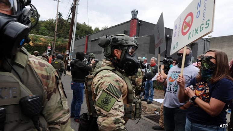 Team Trump Brands These US Cities As "War Zones" Team Trump Brands These US Cities As "War Zones"