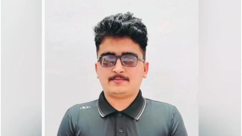 राजस्थान में नायब तहसीलदार के 'सुसाइड' से हड़कंप, सरकारी क्वार्टर में फंदे से लटका मिला शव राजस्थान में नायब तहसीलदार के 'सुसाइड' से हड़कंप, सरकारी क्वार्टर में फंदे से लटका मिला शव