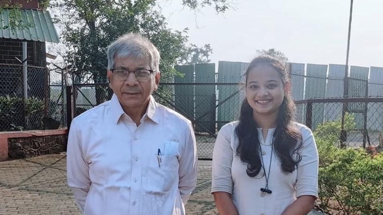 Akola News:  फक्त 'दलित' असल्याने रूम नाकारली? अकोल्यात वंचितच्या महिला नेत्याचा गंभीर आरोप