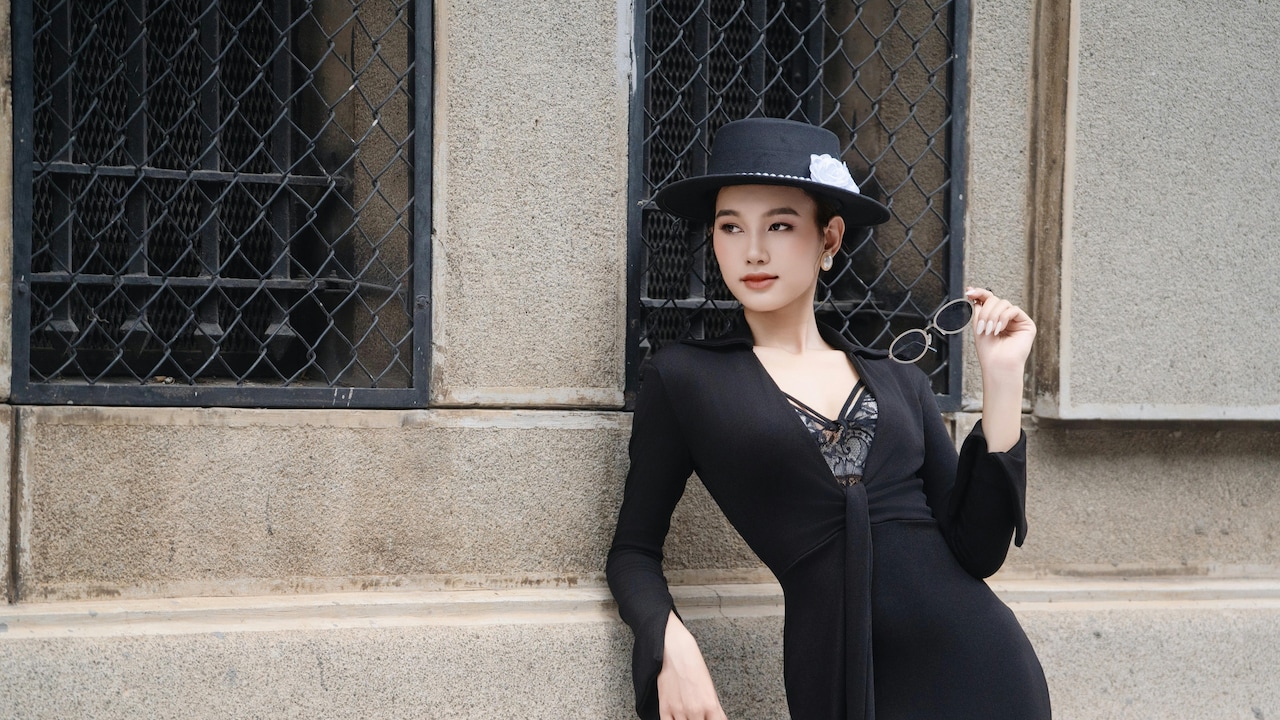 Monochrome Fashion: How To Wear All-Black Outfits Without Looking Formal